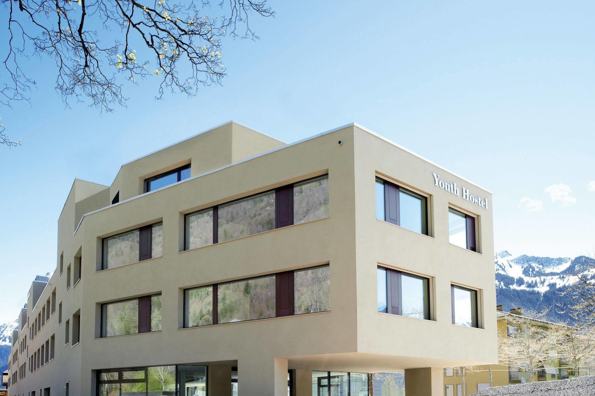Youth Hostel *